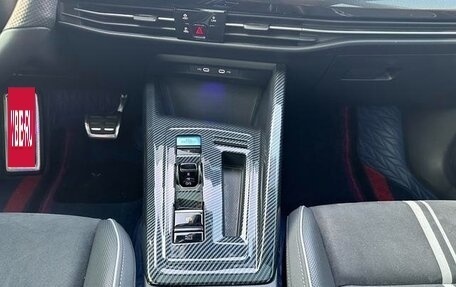 Volkswagen Golf VII, 2021 год, 2 000 000 рублей, 13 фотография