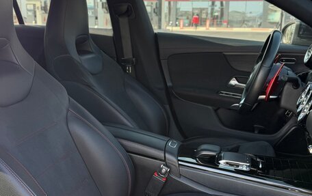 Mercedes-Benz CLA, 2019 год, 2 610 000 рублей, 14 фотография