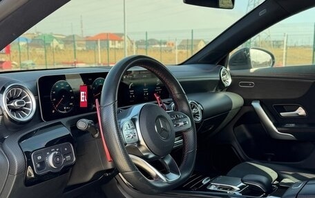 Mercedes-Benz CLA, 2019 год, 2 610 000 рублей, 9 фотография