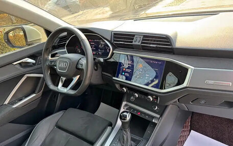 Audi Q3, 2023 год, 3 033 757 рублей, 7 фотография