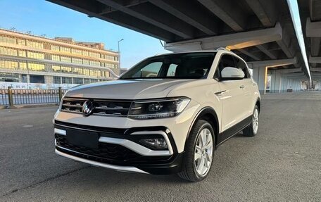 Volkswagen T-Cross I, 2022 год, 1 350 008 рублей, 1 фотография