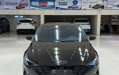 Hyundai Elantra, 2023 год, 1 677 757 рублей, 2 фотография