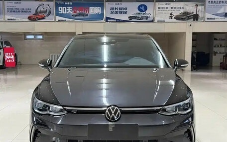 Volkswagen Golf VIII, 2023 год, 2 078 757 рублей, 2 фотография