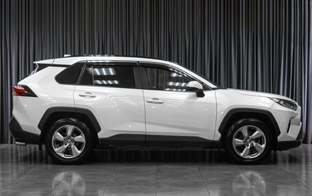 Toyota RAV4, 2020 год, 3 629 000 рублей, 5 фотография