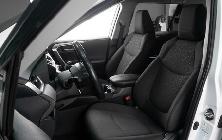 Toyota RAV4, 2020 год, 3 629 000 рублей, 10 фотография