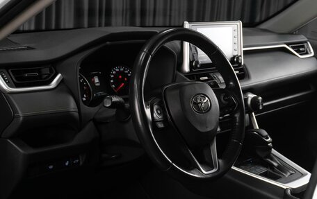 Toyota RAV4, 2020 год, 3 629 000 рублей, 16 фотография