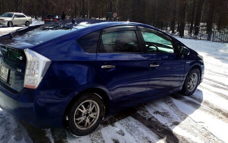 Toyota Prius, 2011 год, 925 000 рублей, 3 фотография