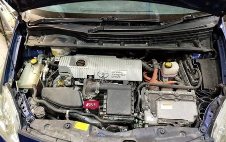 Toyota Prius, 2011 год, 925 000 рублей, 7 фотография