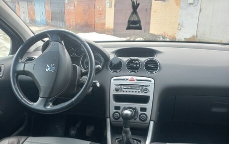 Peugeot 308 II, 2011 год, 390 000 рублей, 5 фотография