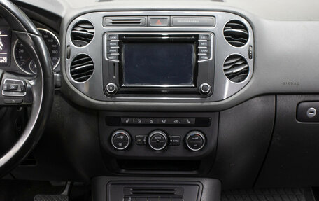 Volkswagen Tiguan I, 2016 год, 1 898 000 рублей, 15 фотография