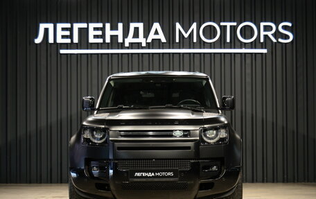 Land Rover Defender II, 2021 год, 7 350 000 рублей, 2 фотография