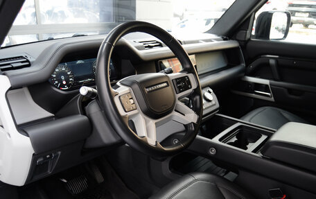 Land Rover Defender II, 2021 год, 7 350 000 рублей, 25 фотография