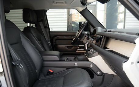Land Rover Defender II, 2021 год, 7 350 000 рублей, 36 фотография