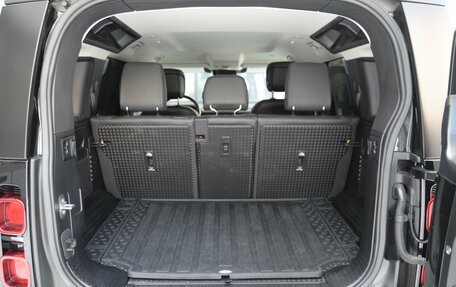 Land Rover Defender II, 2021 год, 7 350 000 рублей, 40 фотография