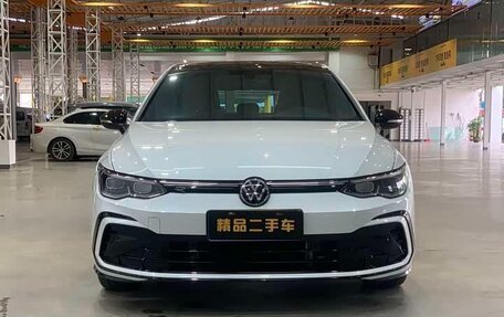 Volkswagen Golf VIII, 2023 год, 1 891 000 рублей, 2 фотография