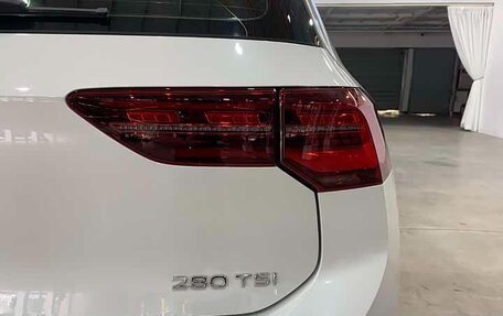 Volkswagen Golf VIII, 2023 год, 1 891 000 рублей, 7 фотография