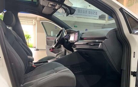 Volkswagen Golf VIII, 2023 год, 1 891 000 рублей, 15 фотография