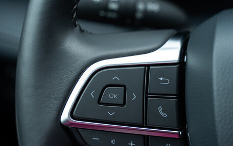 Toyota Highlander, 2026 год, 5 890 000 рублей, 24 фотография