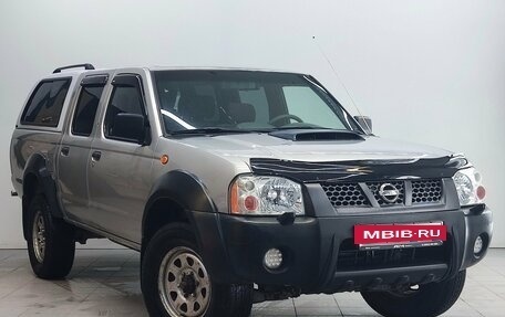 Nissan NP300, 2012 год, 990 000 рублей, 3 фотография