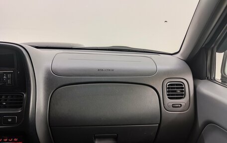 Nissan NP300, 2012 год, 990 000 рублей, 12 фотография