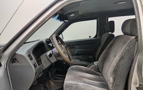 Nissan NP300, 2012 год, 990 000 рублей, 15 фотография