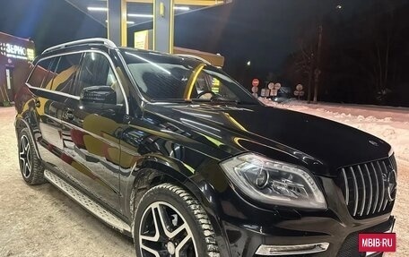 Mercedes-Benz GL-Класс, 2013 год, 3 000 000 рублей, 4 фотография