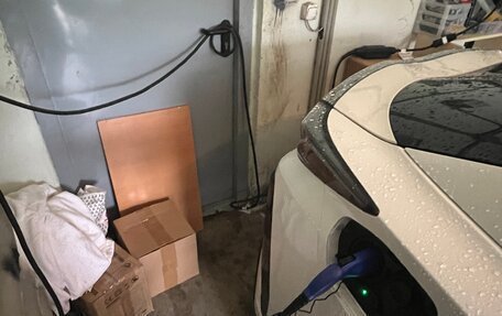 Toyota Prius IV XW50, 2018 год, 2 250 000 рублей, 25 фотография