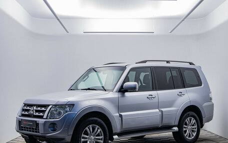 Mitsubishi Pajero IV, 2011 год, 2 240 000 рублей, 1 фотография