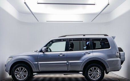 Mitsubishi Pajero IV, 2011 год, 2 240 000 рублей, 2 фотография