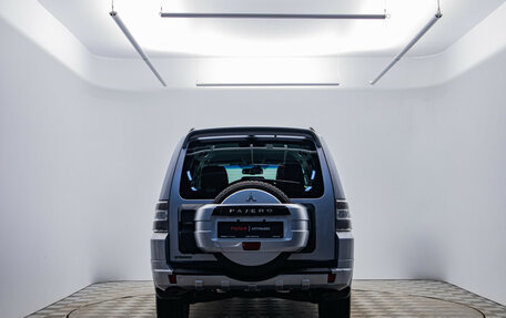 Mitsubishi Pajero IV, 2011 год, 2 240 000 рублей, 4 фотография
