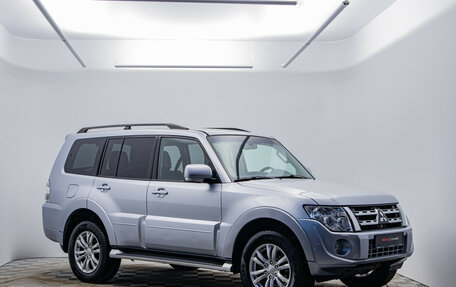 Mitsubishi Pajero IV, 2011 год, 2 240 000 рублей, 7 фотография