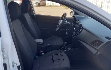 Hyundai Solaris II рестайлинг, 2021 год, 1 500 000 рублей, 8 фотография