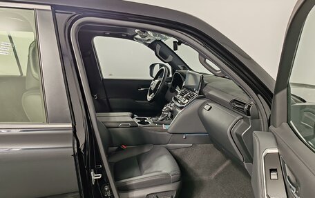 Toyota Land Cruiser, 2023 год, 15 350 000 рублей, 10 фотография