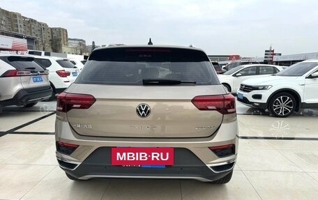 Volkswagen T-Roc I, 2021 год, 1 370 005 рублей, 5 фотография