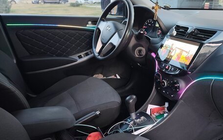 Hyundai Solaris II рестайлинг, 2011 год, 830 000 рублей, 7 фотография