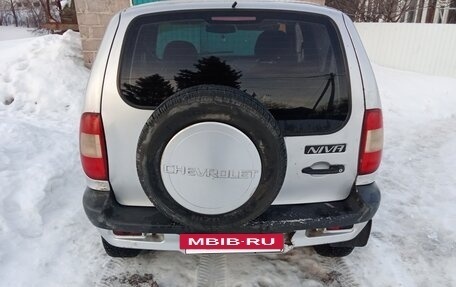 Chevrolet Niva I рестайлинг, 2004 год, 200 000 рублей, 4 фотография