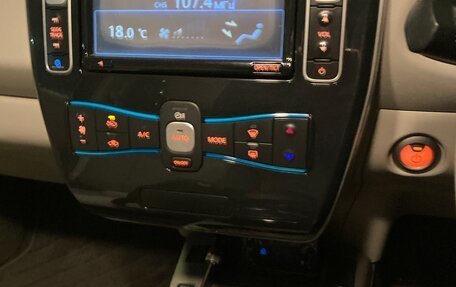 Nissan Leaf I, 2011 год, 650 000 рублей, 11 фотография