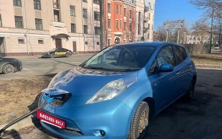 Nissan Leaf I, 2011 год, 650 000 рублей, 4 фотография