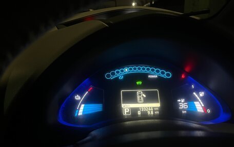 Nissan Leaf I, 2011 год, 650 000 рублей, 15 фотография