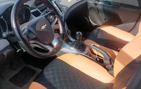 Chevrolet Cruze II, 2011 год, 920 000 рублей, 6 фотография