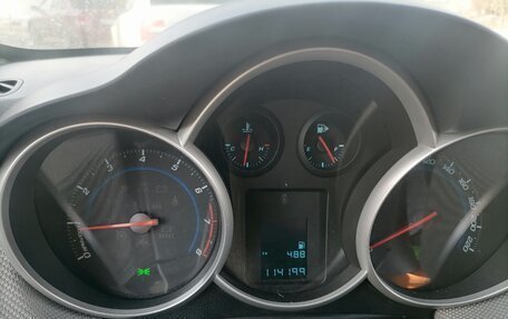 Chevrolet Cruze II, 2011 год, 920 000 рублей, 7 фотография