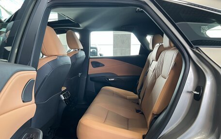 Lexus RX IV рестайлинг, 2025 год, 7 550 000 рублей, 28 фотография