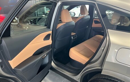 Lexus RX IV рестайлинг, 2025 год, 7 550 000 рублей, 26 фотография