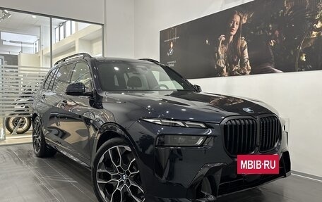 BMW X7, 2025 год, 17 600 000 рублей, 8 фотография