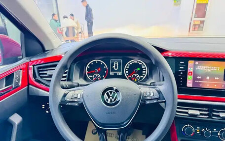 Volkswagen Polo, 2021 год, 989 000 рублей, 8 фотография