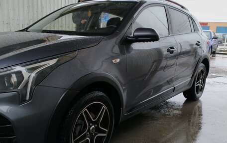 KIA Rio IV, 2021 год, 1 900 000 рублей, 2 фотография