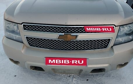 Chevrolet Tahoe III, 2008 год, 1 800 000 рублей, 2 фотография