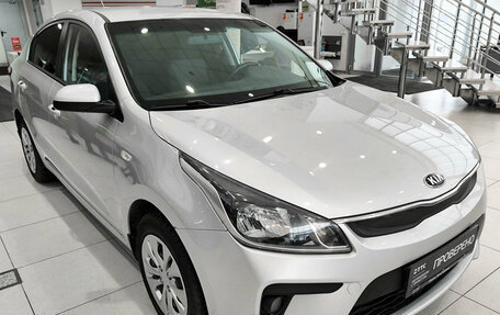 KIA Rio IV, 2018 год, 1 450 000 рублей, 3 фотография