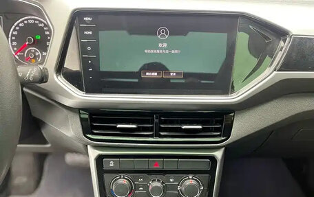 Volkswagen T-Cross I, 2021 год, 1 269 000 рублей, 11 фотография