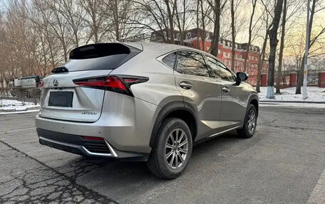 Lexus NX, 2022 год, 3 000 000 рублей, 3 фотография